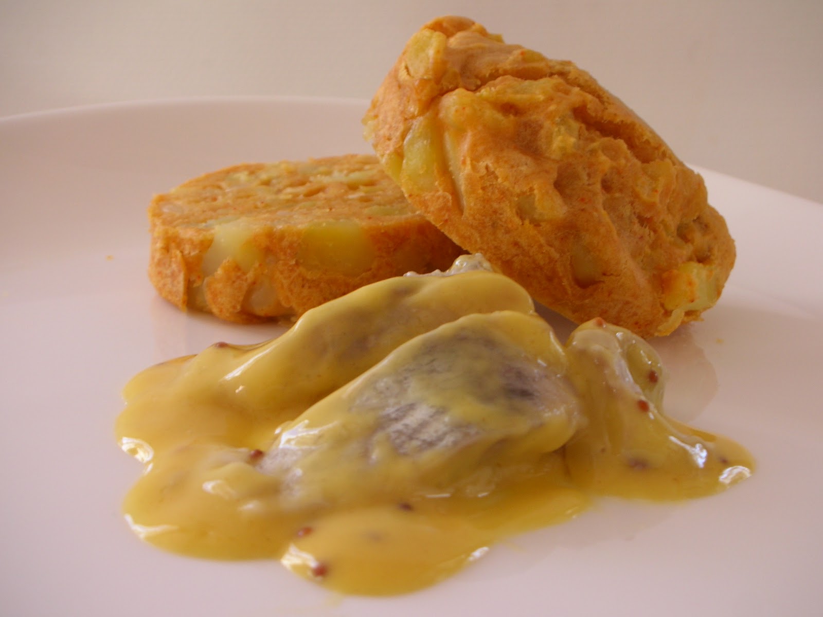 Three Cookies Potato cake, adzuki spread and weird energy for runners