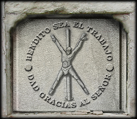 https://1.bp.blogspot.com/_yD6nxkOlqvA/S2nqW-QWGjI/AAAAAAAAAJM/cBTDElUOT58/s400/tripalium1.png