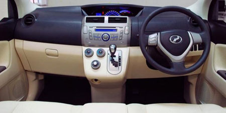 Kereta viva: Perodua Alza MPV • New Cars