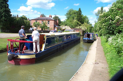 canal at cropredy