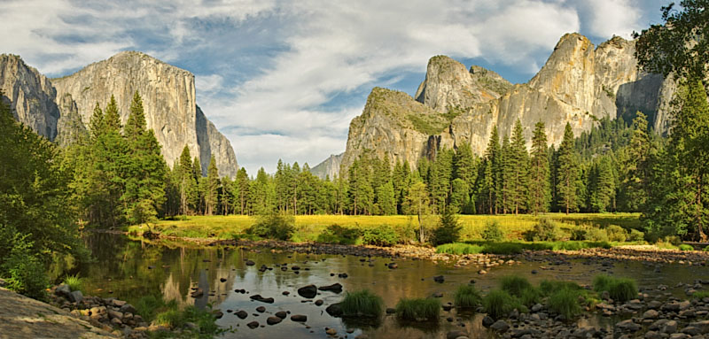 http://1.bp.blogspot.com/_yHoks2kF2mY/TNU-qCy7oRI/AAAAAAAAB-I/wu2sqkYg5uo/s1600/Yosemite+Valley+View+Panorama.jpg