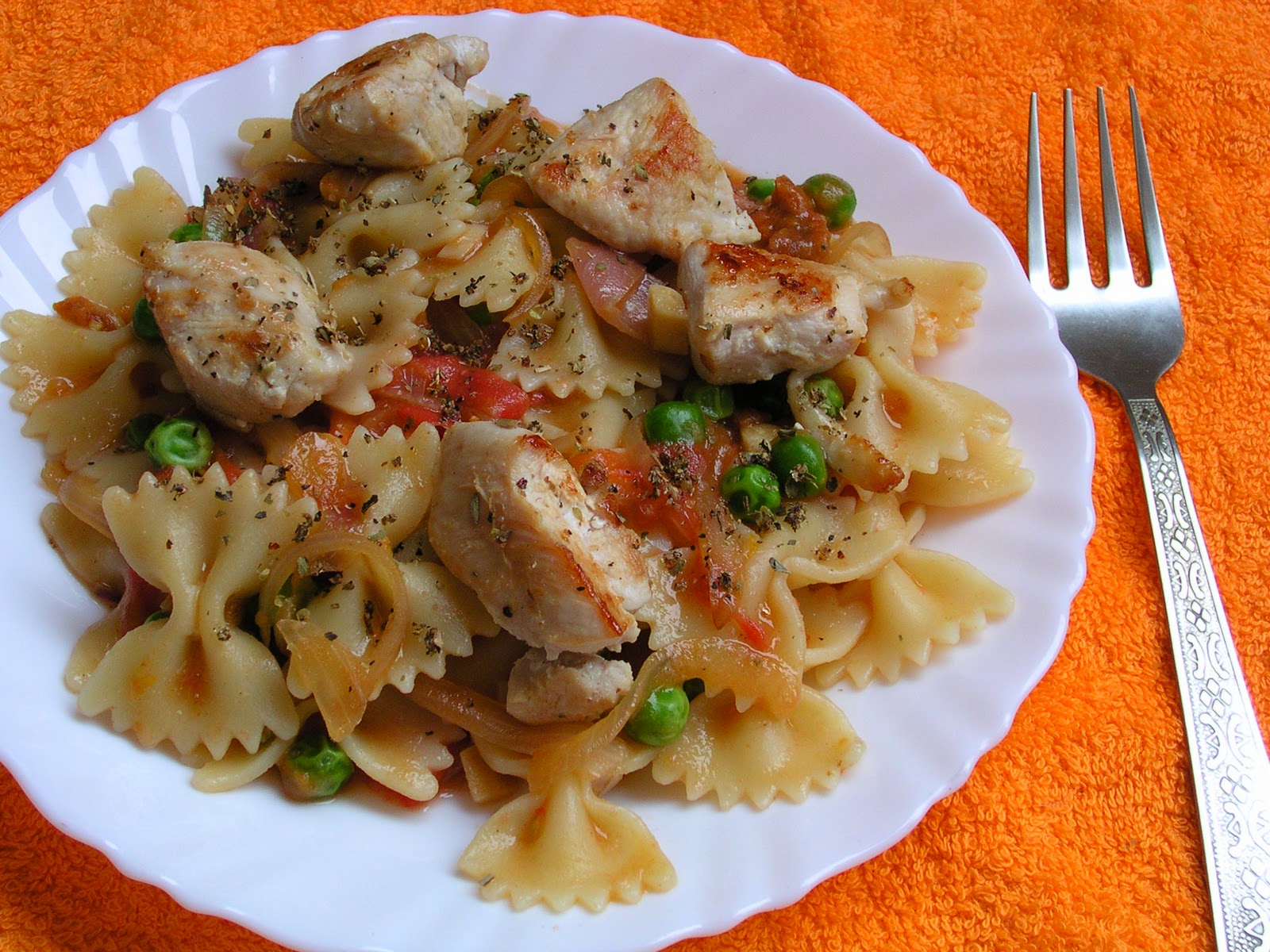 Enriching your kid!: Chicken Farfalle