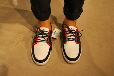 dañar Poner a prueba o probar ramo de flores The Item: Adidas Summer Deck Shoes - STYLES I LOVE