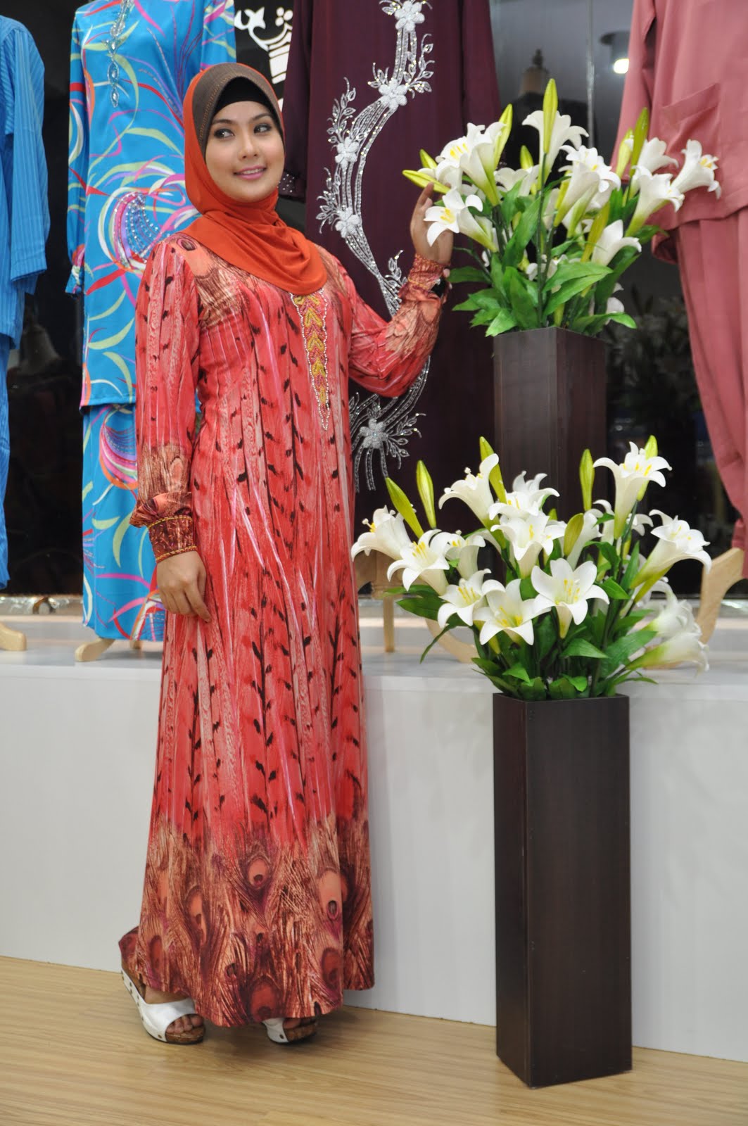 jubah polkadot