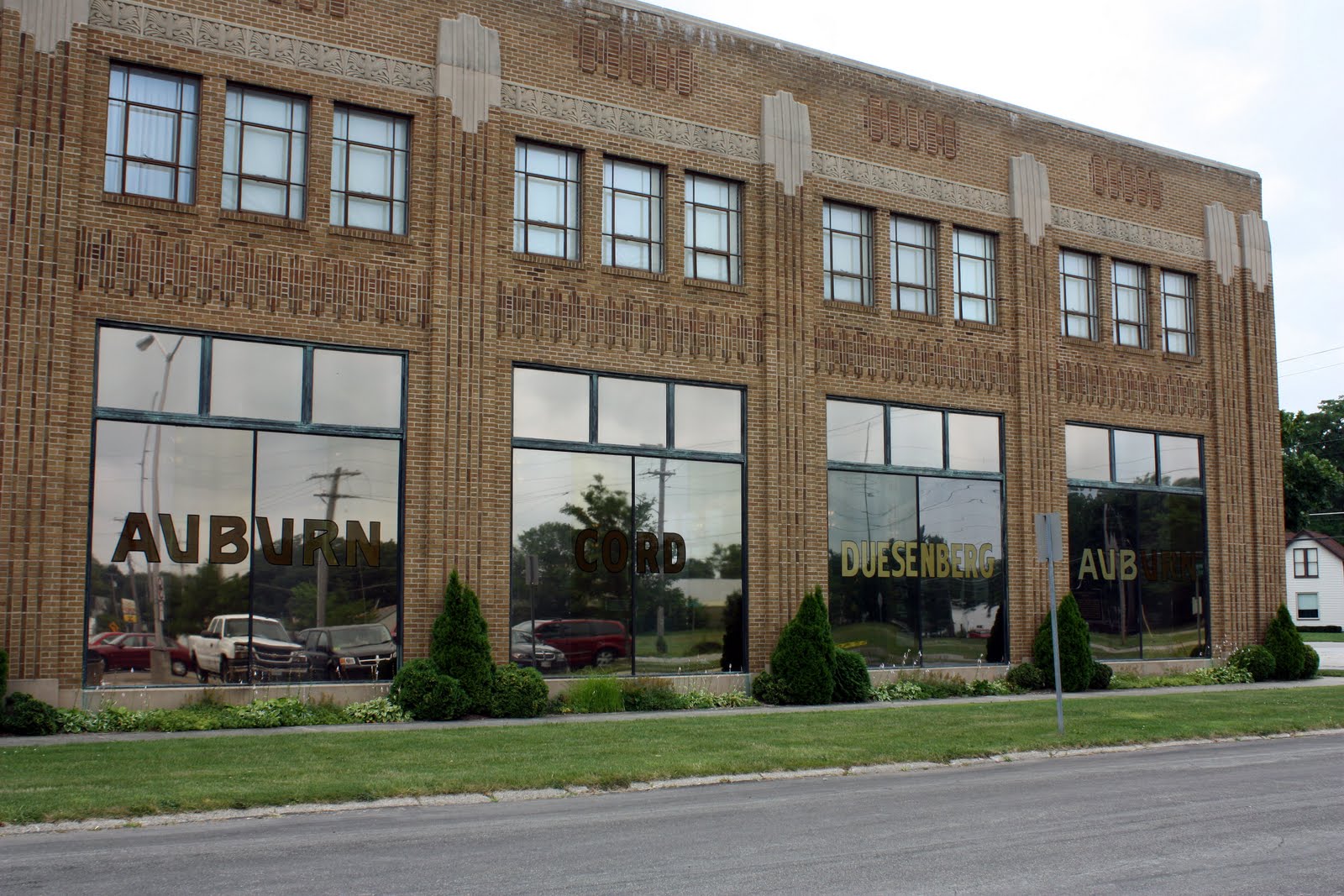 jerrysgloriasrvtravels Auburn, Indiana An Historic City