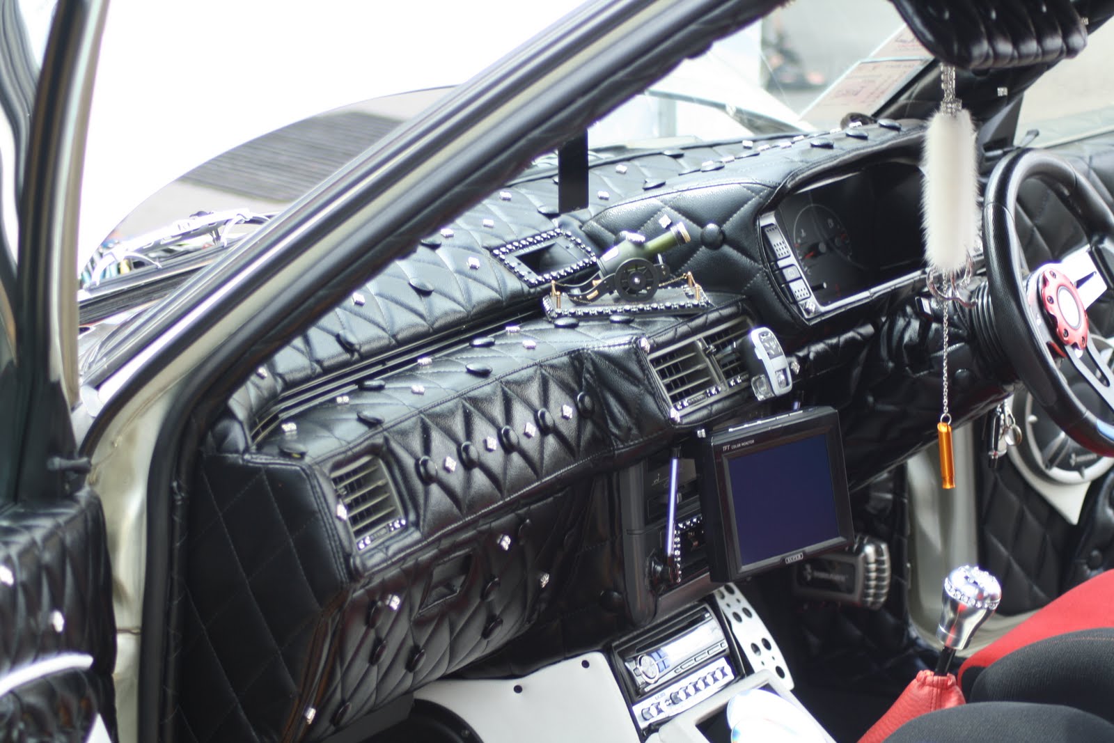 thejackal Auto show in kota kinabalu sabah 18/4/2010