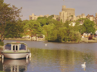 Visit Regal Windsor Castle on Your Thames Boating Holiday