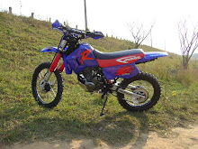 xr 200 azul