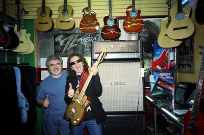 GUITAR HOSPITAL: Alex Lora & Mario Nava