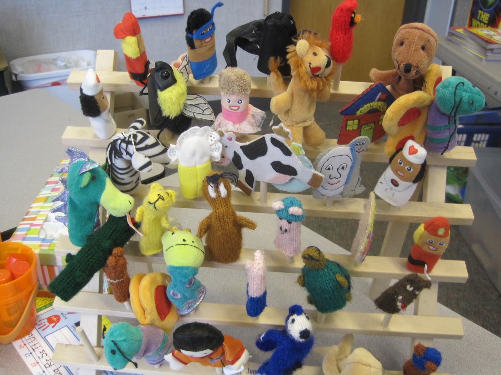 Susan Carpenter s 1st And 2nd Grade Classroom Using Puppetry And 