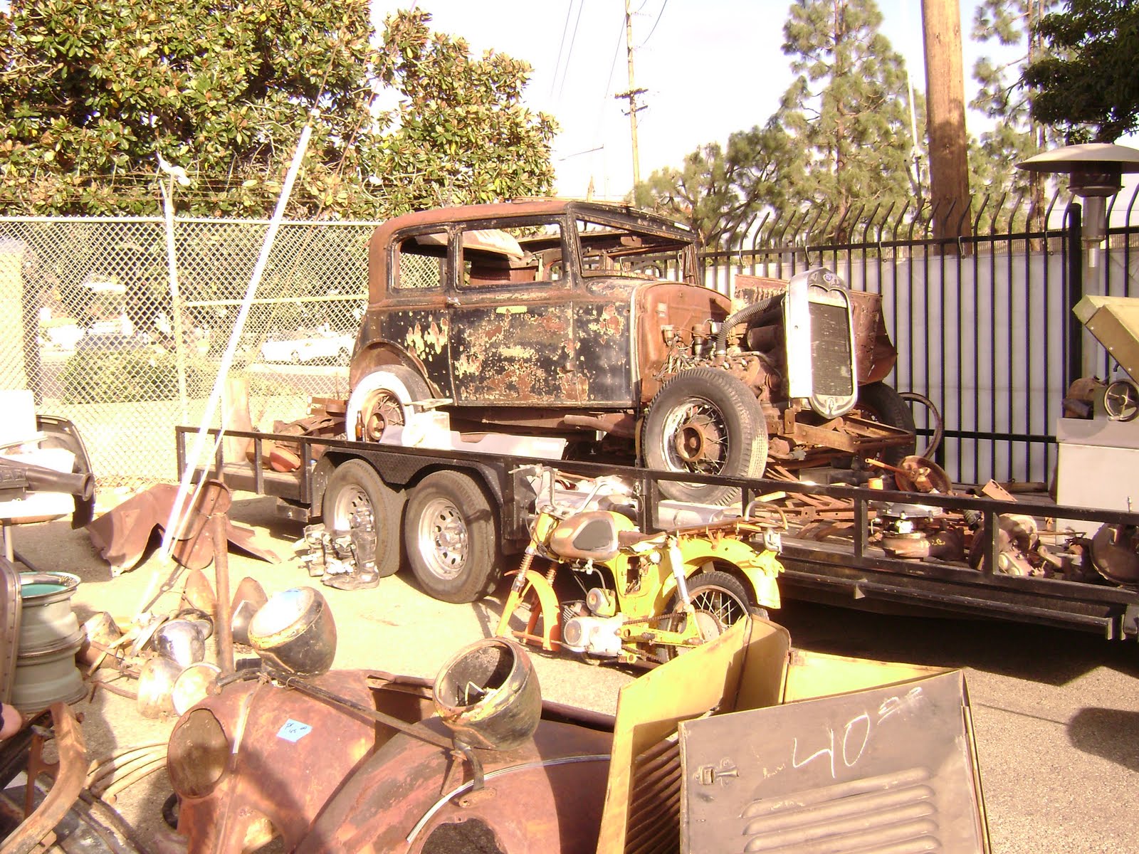 HotRods and Hubcaps: Pomona Swap Meet