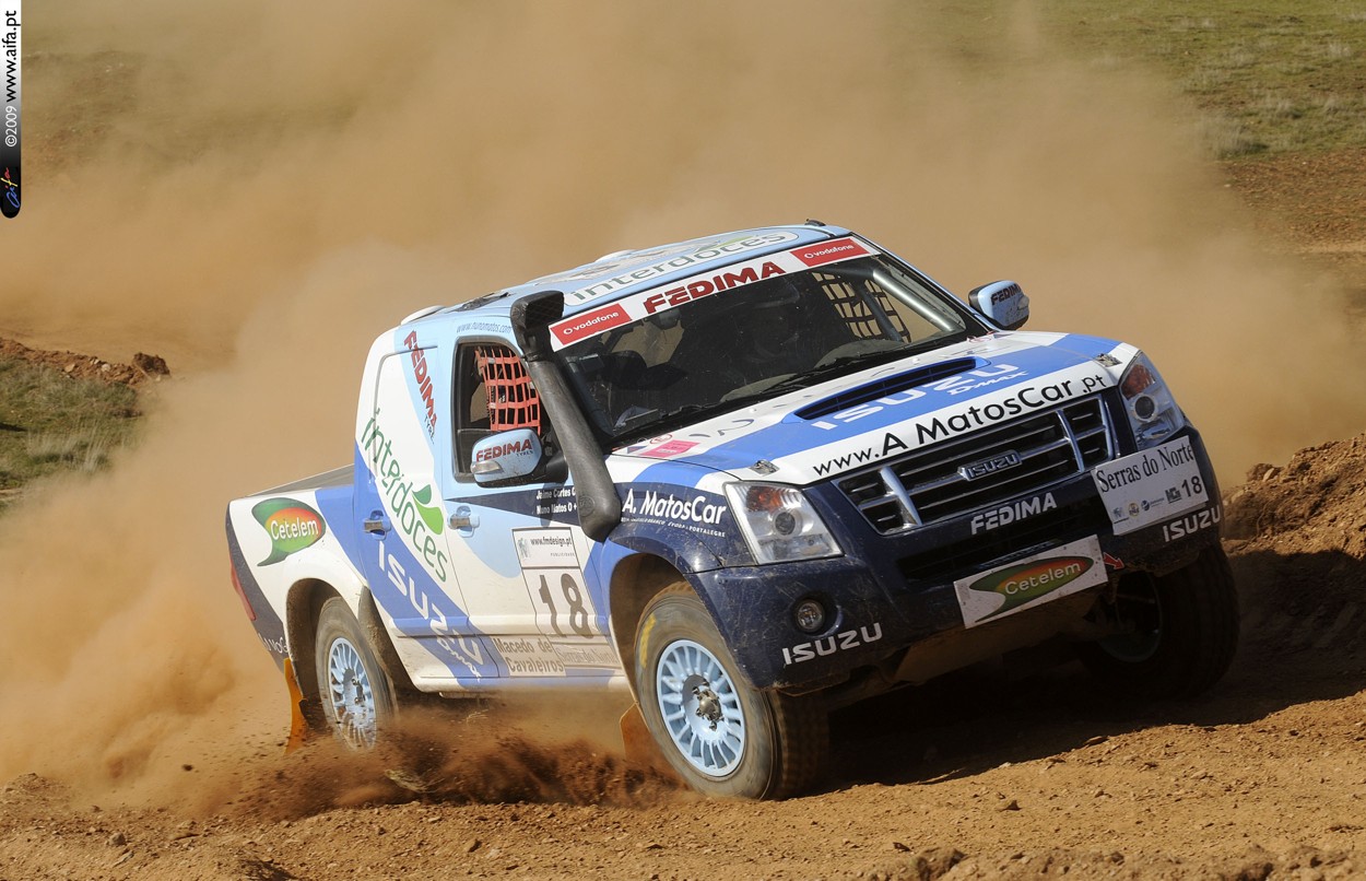 [Nuno_Matos_Serras_2009_05.jpg]