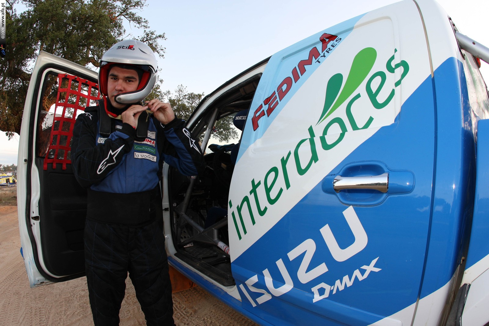 [{D214979F-9F4F-4429-820A-0D82B4BB17AC}.jpg]