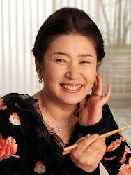 Kim Ja Ok as Han Kyul's mom