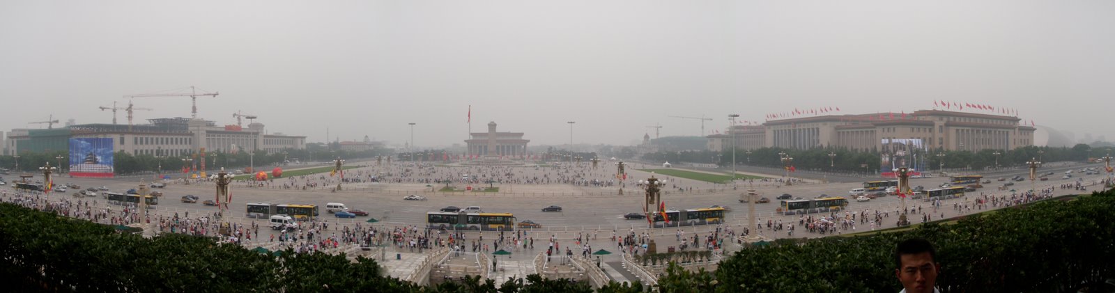 [tiananmenpanarama-773229.JPG]