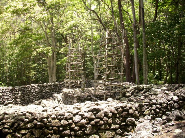Makaha Kane Aki Heiau