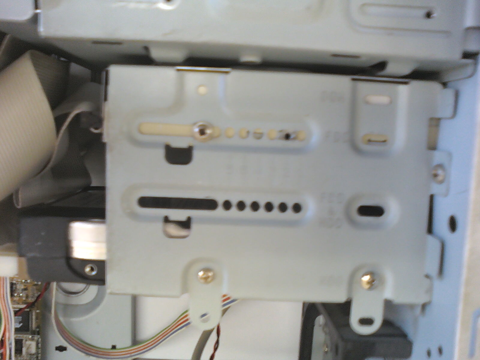 *Janeeth Arrieeta*: DESARMANDO EL GABINETE