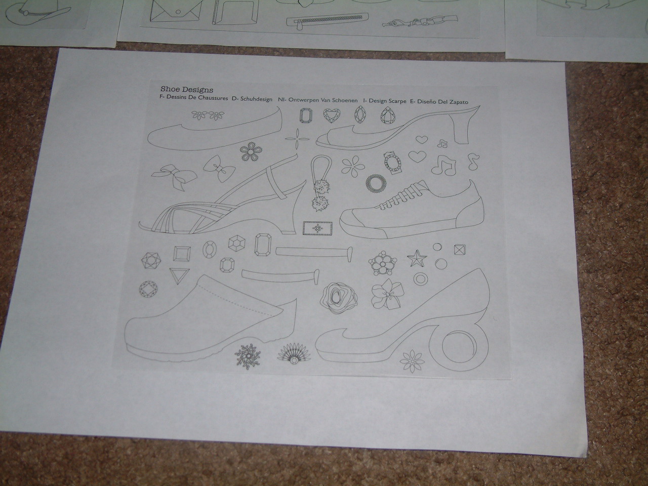 BizziMommi's Blog Project Runway Light Box Fashion Design Set from