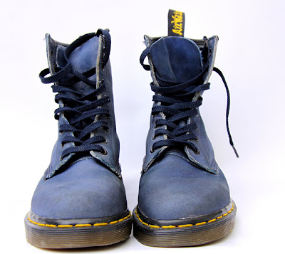 British Corner: Dr Martens 8 Eye Boot Nubuck Leather Marimea 4 (37-38 )