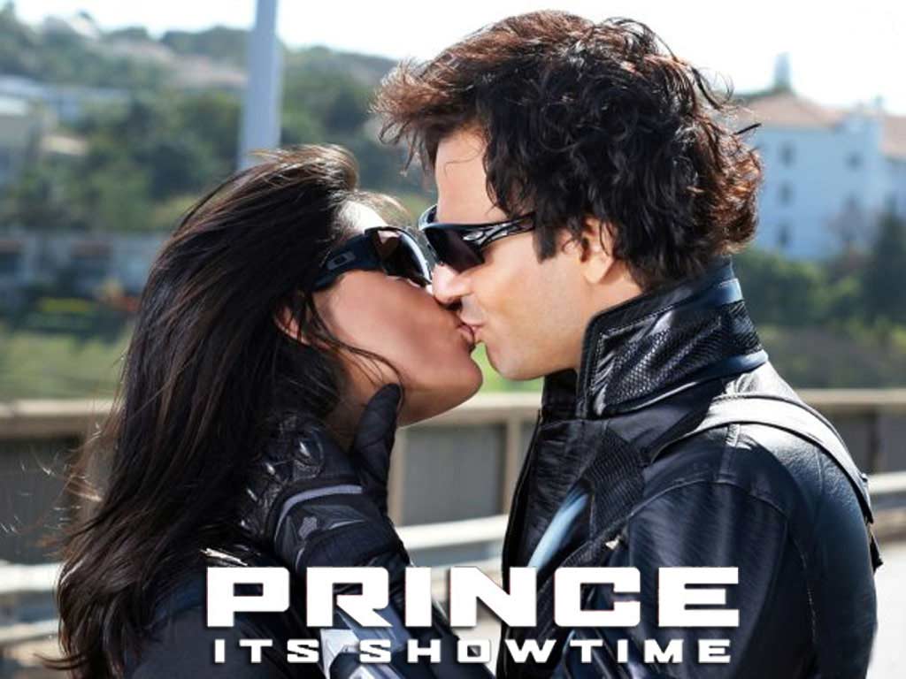 [hindi-picture-prince-kissing-style-wallpaper.jpg]