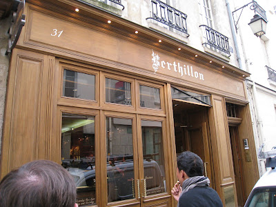 berthillon paris hungry bangkok ile historic louis saint located location area its