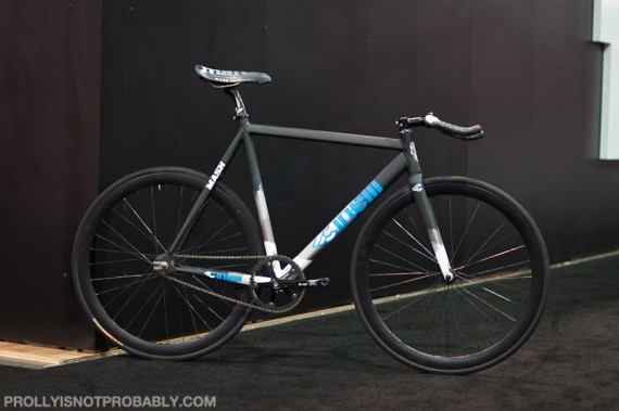 image: 2011-mash-cinelli-track-bike-002-570x379-732053