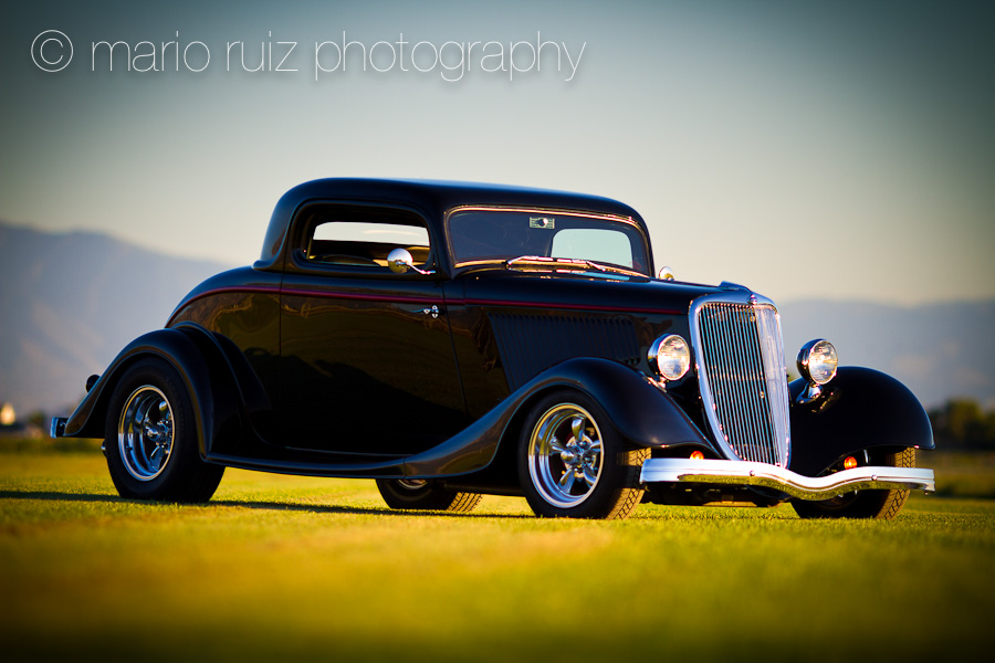 Kelly Kirkpatrick let me take pictures of his black 1934 Ford 3 window 