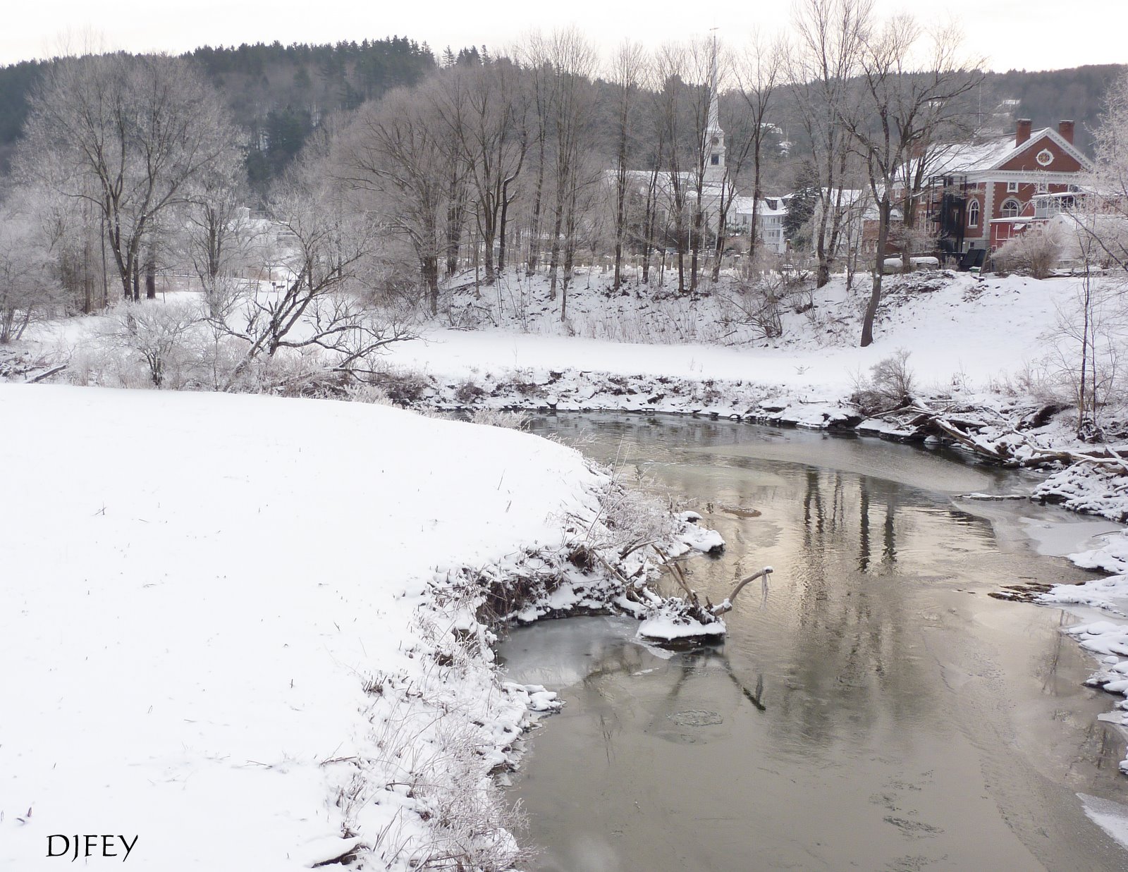 DJ FEY PHOTOGRAPHY Winding Brook in Stowe Vermont