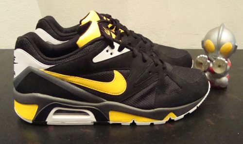 [nike-air-structure-91-livestrong-black-yellow.jpg]