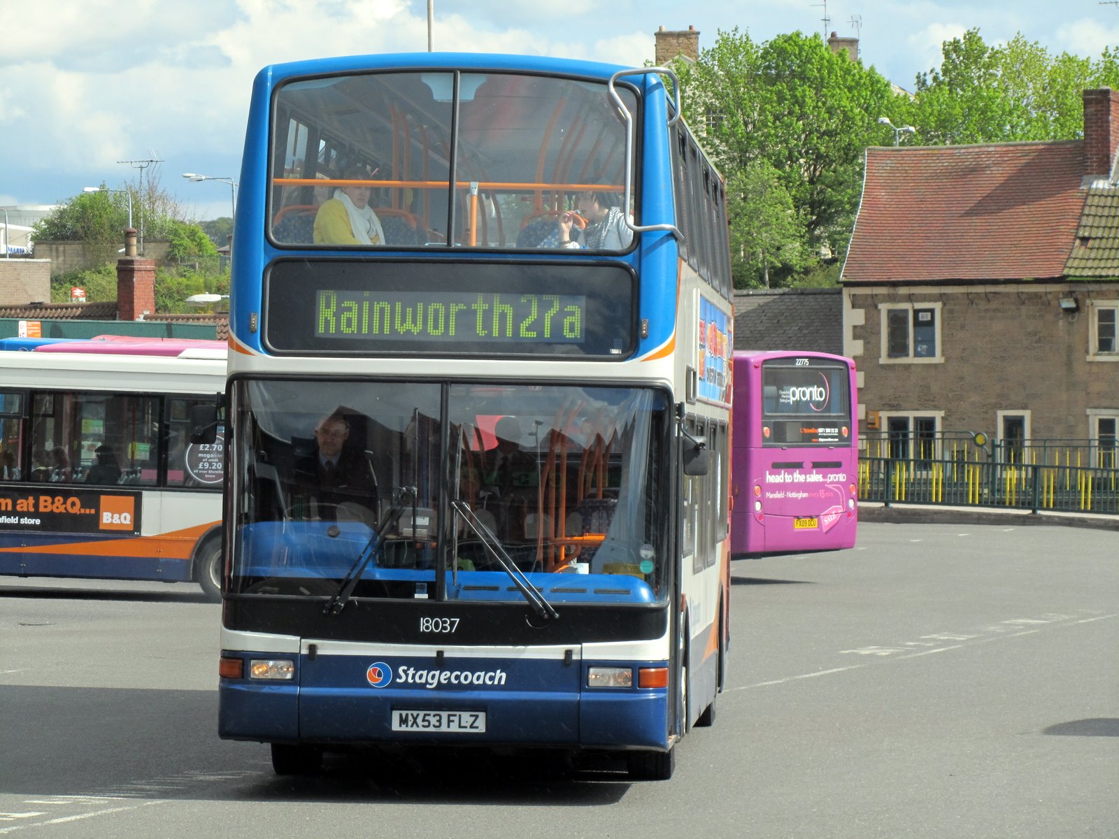 My travels with a Bus Pass Mansfield 12/5/2010 Stagecoach, Veolia