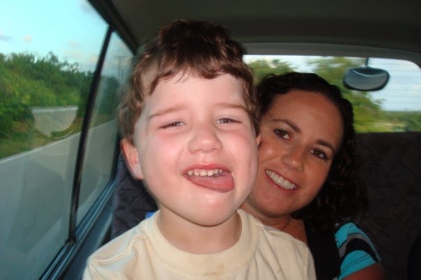 [braddock+and+mom.bmp]