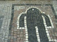 [golem_on_street.jpg]