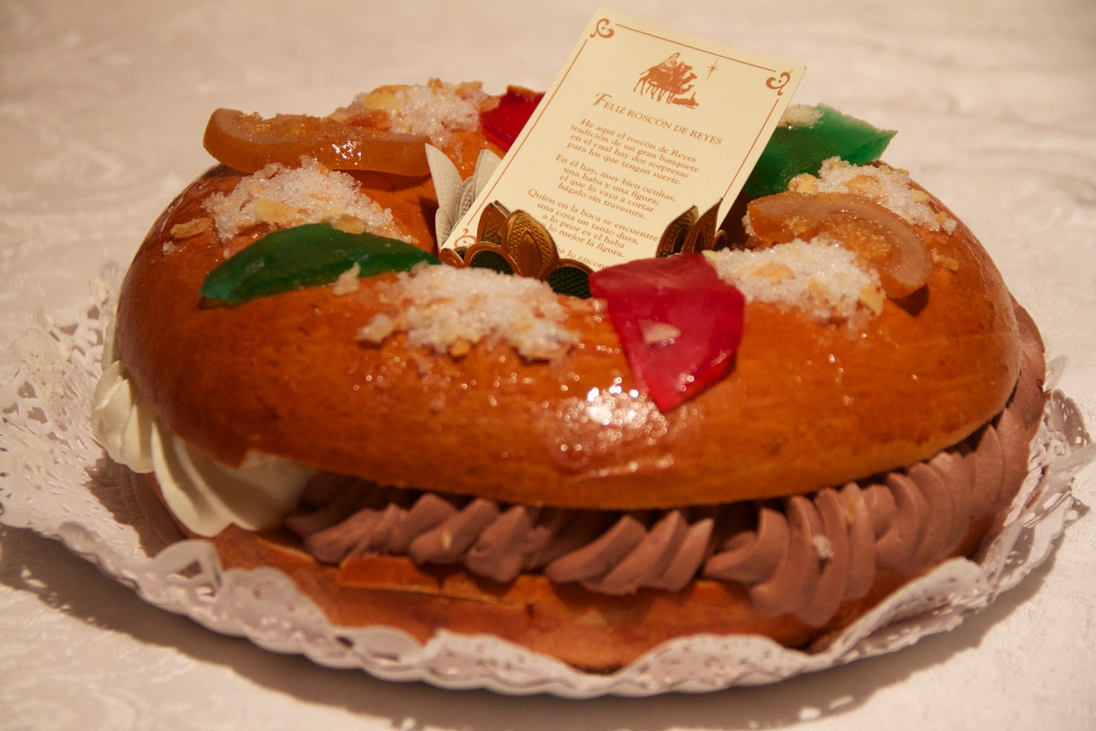 Resultado de imagen de Quiero ver un roscón de reyes relleno de trufa