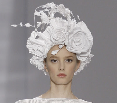 paper hat of roses