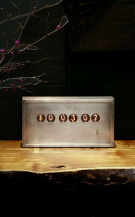 nixie desk clock