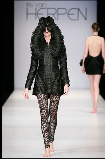 iris van herpen runway show