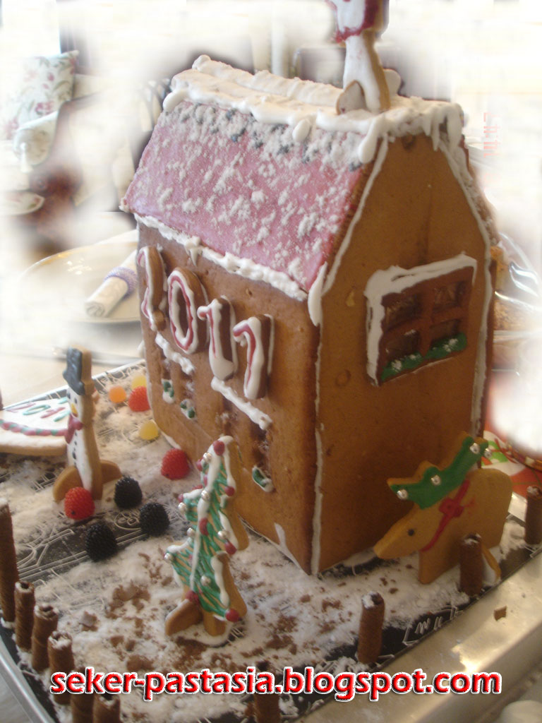 Gingerbread HouseKurabiye Ev ŞEKER PASTASİA ♥♥♥ ANKARA BUTİK PASTA