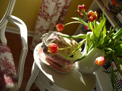 red transferware & red tulips