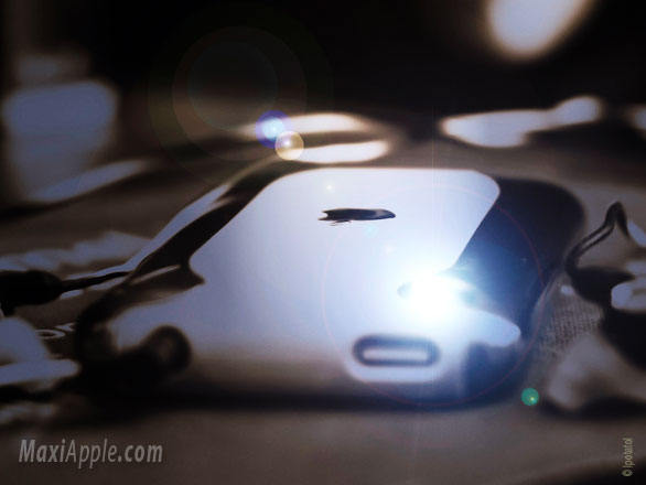 [iphone-camera-apn-flash-led.jpg]