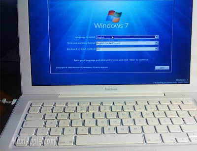 windows_7_macbook.jpg