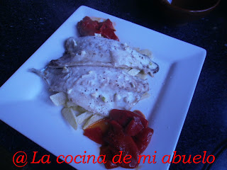  Lomos de lubina con piquillos 