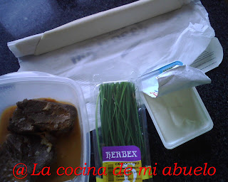  Bocaditos de carrilleras en hojaldre 