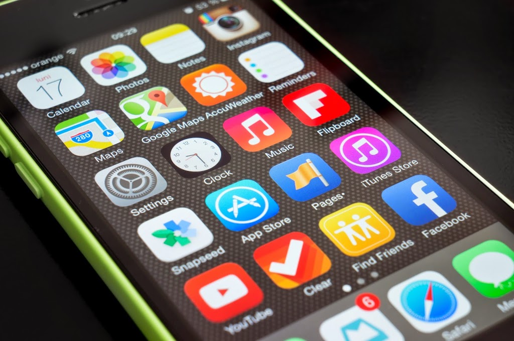 看AppStore排行榜不如瀏覽朋友的手機螢幕：Homer幫你找到最受歡迎的新應用 