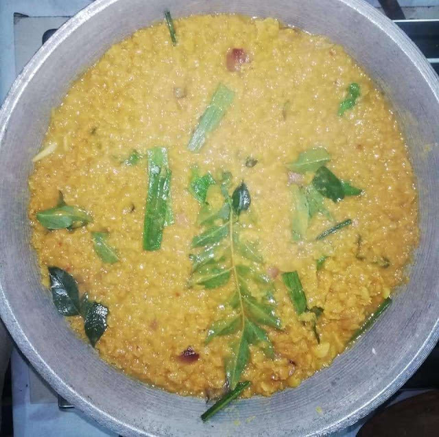 පරිප්පු වෑංජනය හදමු (Dhal Curry) 🥘 🥘 - Your Choice Way