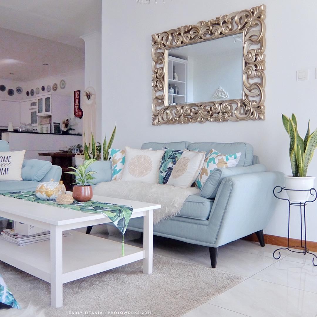 aesthetic living room wall decor