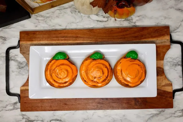 Pumpkin Shaped Cinnamon Rolls