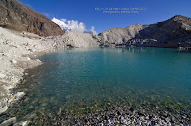 From Thagnag crossing Ngozumpa Glacier to Gokyo