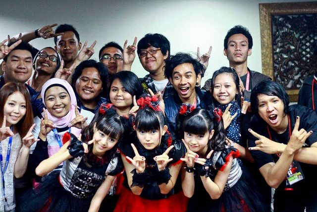BABYMETAL with fans in Jakarta Indonesia