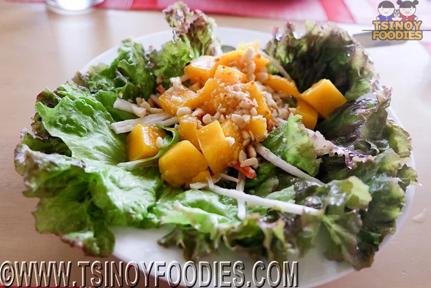 japanese crabstick and mango salad