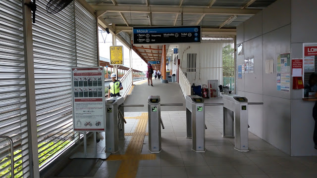 Stasiun Kereta KRL Taman Kota, Tangerang Stasiun Kereta KRL Taman Kota, Tangerang